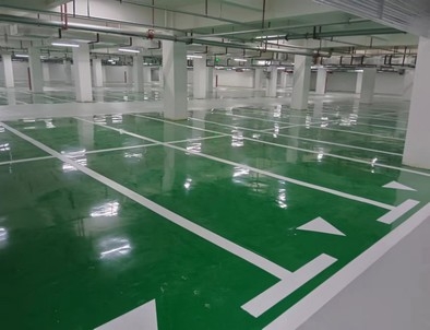 济宁济宁小区停车场标线